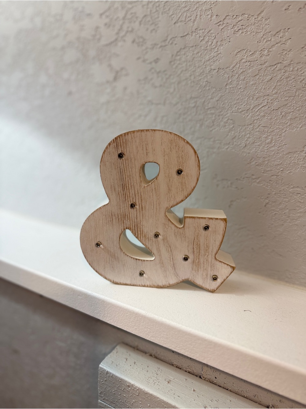 NWOT Rustic Wooden Ampersand Marquee Light Up Sign Distressed Farmhouse Decor - Picture 5 of 6